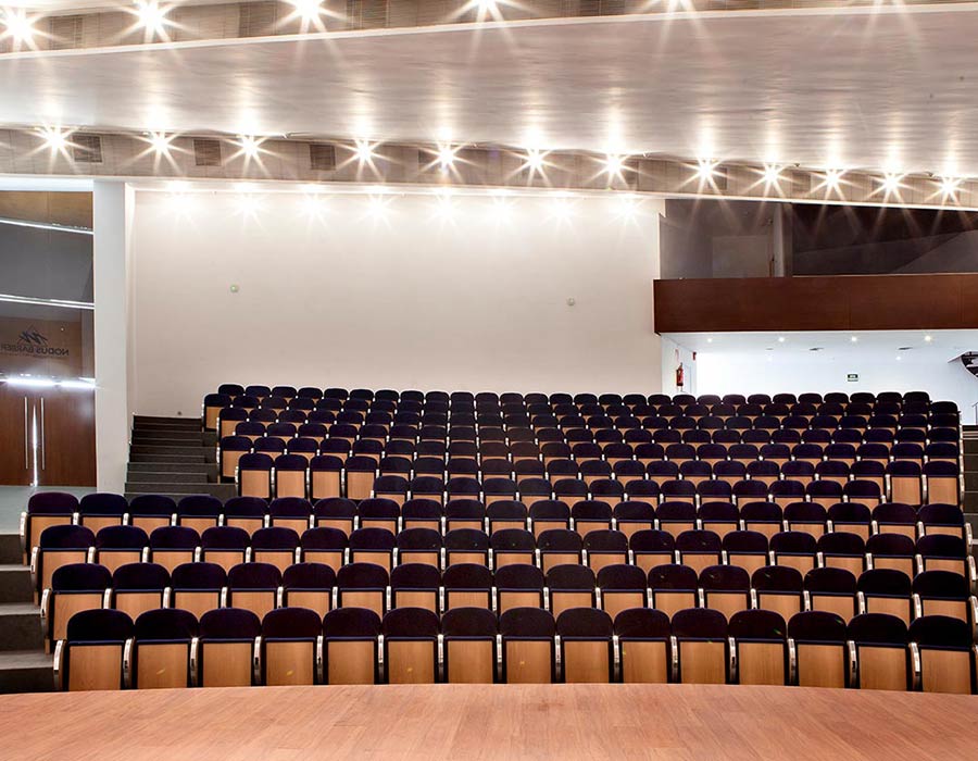 Alquiler de espacios para celebrar eventos corporativos